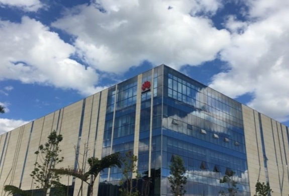 有技術(shù)、有未來(lái)、值得信賴(lài)——華為玉溪云計(jì)算數(shù)據(jù)中心艾克森換熱機(jī)組案例